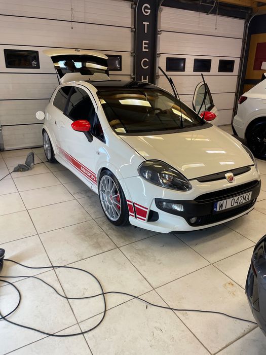 Abarth Punto Evo, 1,4 turbo, kubełki Sabelt, gwint KW, wydech Ragazzon, felgi Brembo,