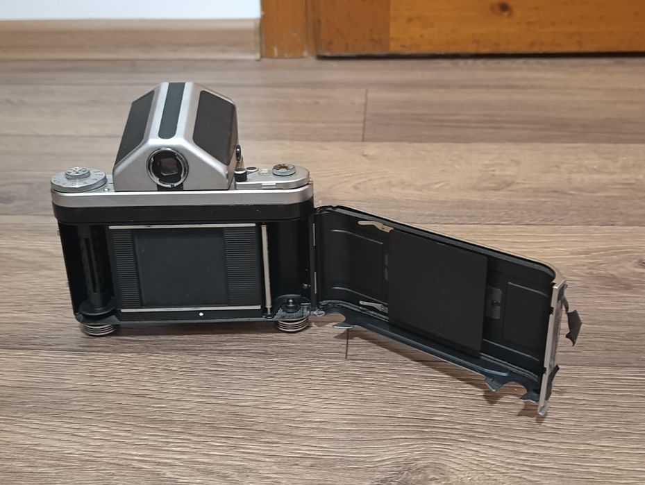 Продам Pentacon six tl