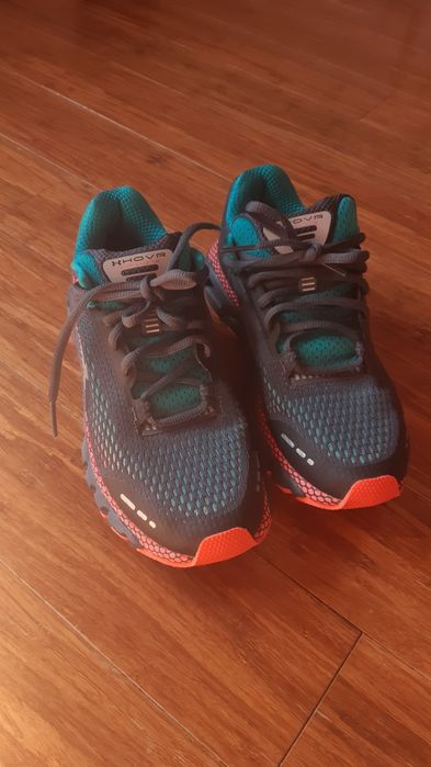 Buty damskie do biegania  Under Armour Infinite r.36 Super Jakość