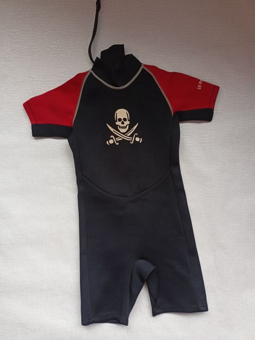 Неопреновий гідрокостюм 122/128 на дитину