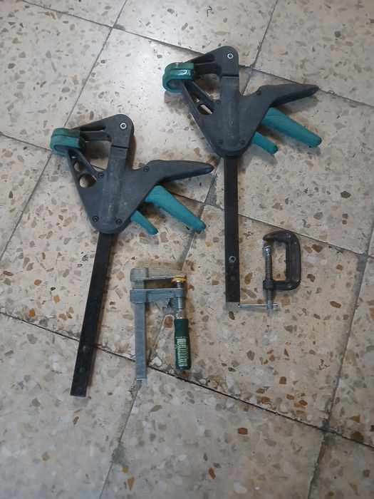 Grampos de carpintaria