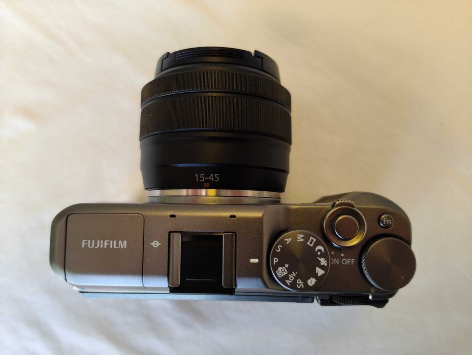 Fujifilm X-A5 + Lente 15-45mm | 4K | Ecrã Selfie (Excelente Estado)