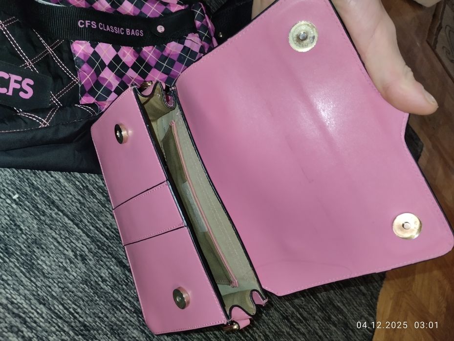 Женские сумки 5шт.