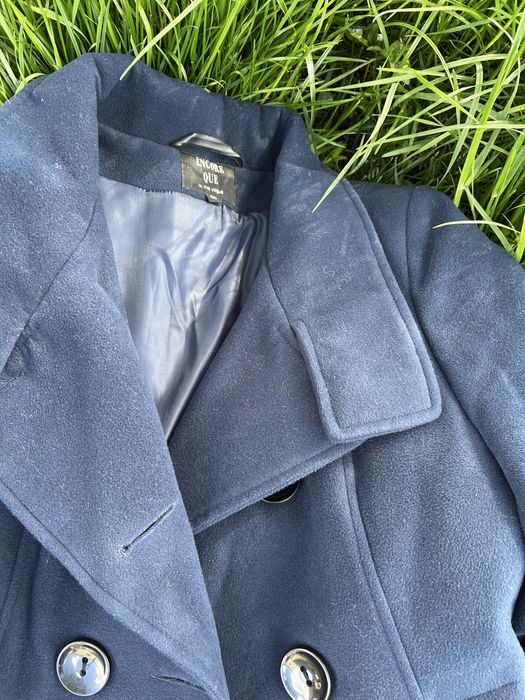 Śliczny płaszcz granatowy