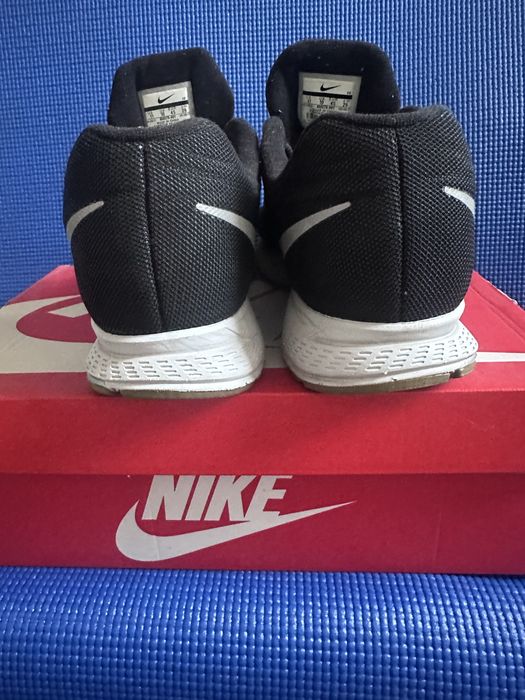 Продам кроссовки NIKE  ZOOM PEGASUS 32  ,H2O