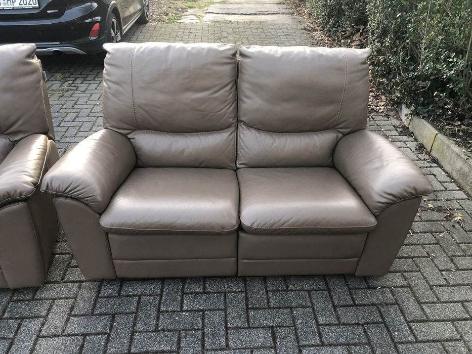 Шкіряні дивани електро-реклайнери двох та тримісний. Galia Italia