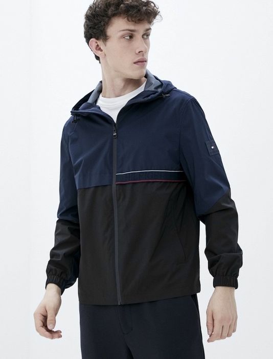 Дощовик, куртка, віртовка Tommy Hilfiger оригінал на 10 років