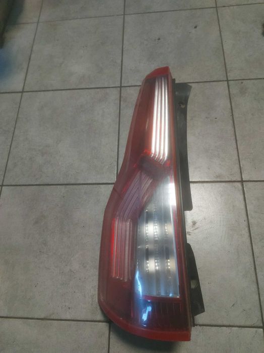 Citroen C4 Grand Picasso, Lampa tylna, lewa OE: 009.466.01L1