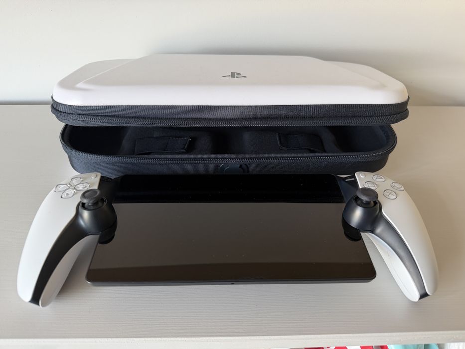 PlayStation Portal - jak nowy - gwarancja 05.2027, gratis etui