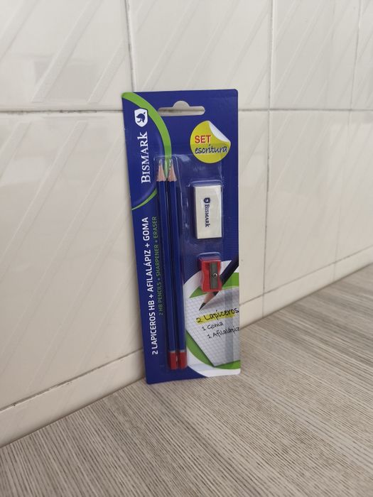 Material escolar (preços sob consulta)