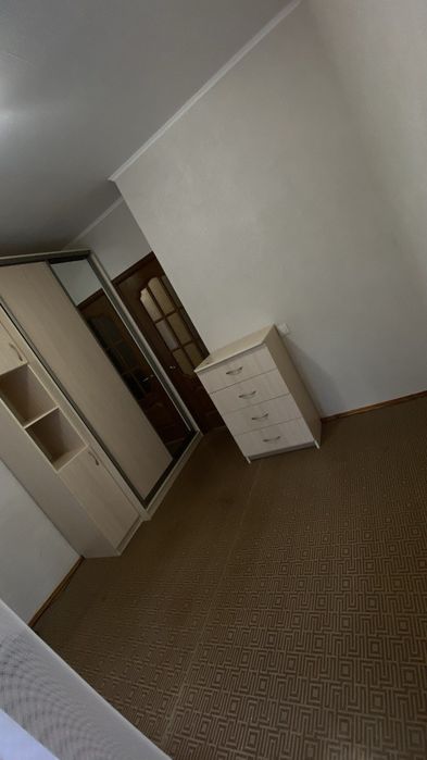 Продаж 3к квартира м-н Сонячний 37