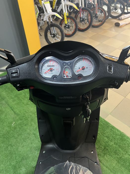 Скутер Spark SP150S-17R