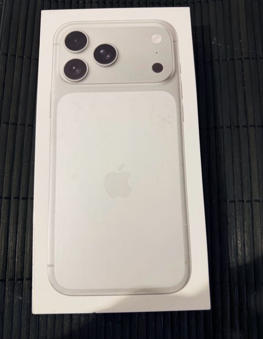 Iphone 17 pro max selado