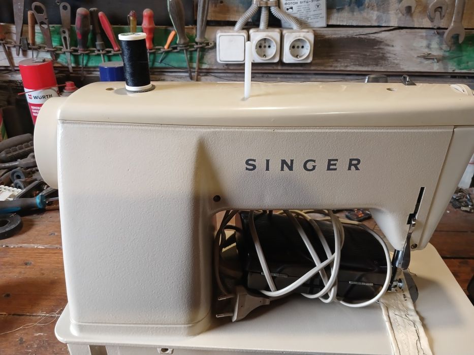 Швейна машинка SINGER 457