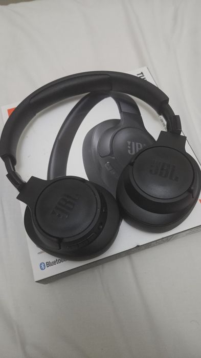 Auscultadores Bluetooth JBL BT720