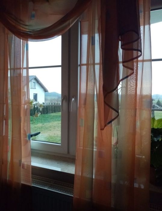 Ozdobą, zasłonki na okno