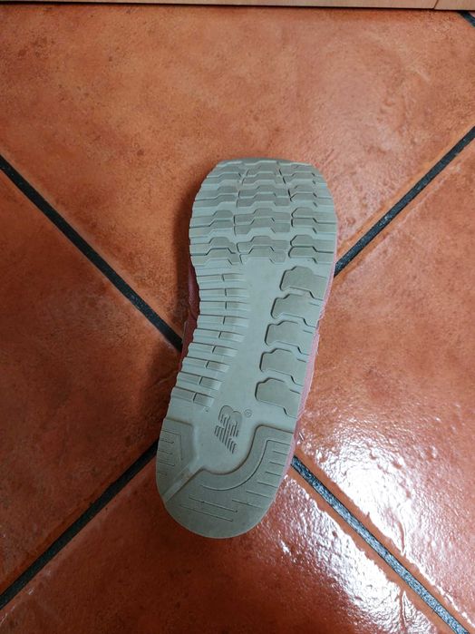 Sapatilhas New Balance rosa