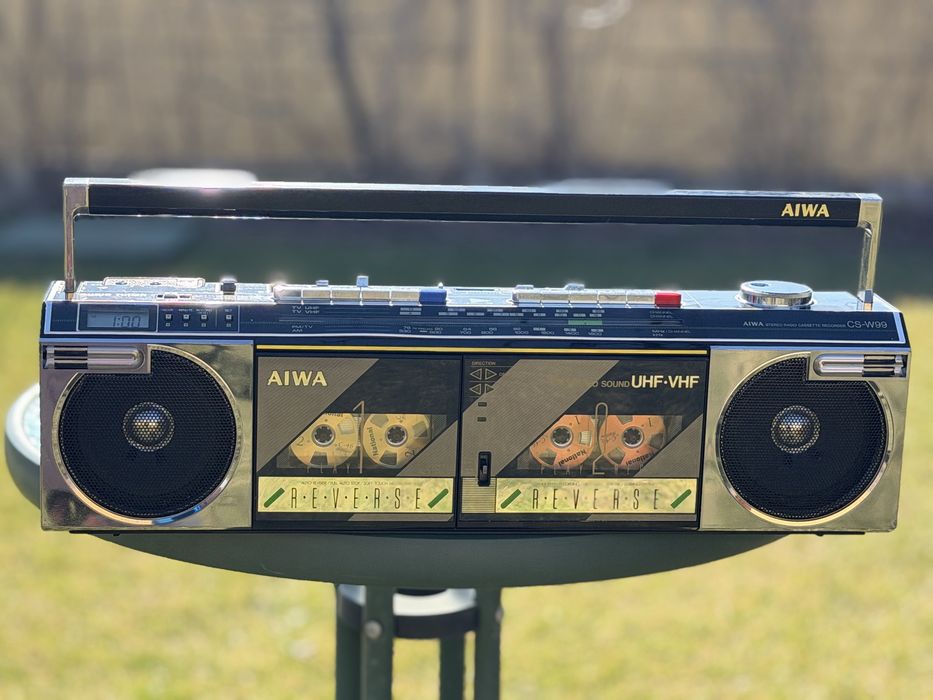 Продам магнитолу Aiwa CS-W99