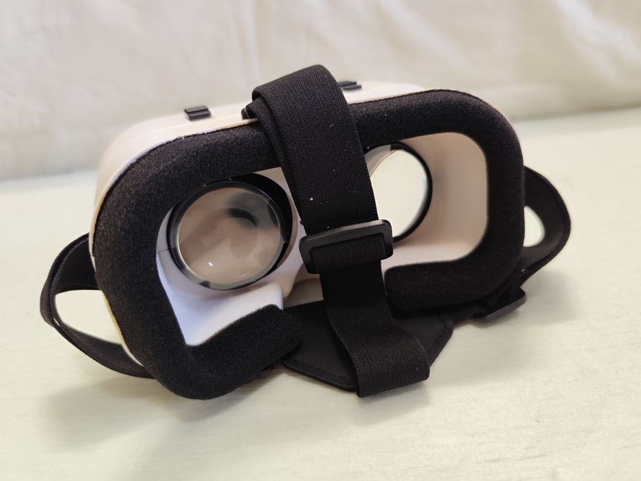VR oкуляри Shinecon