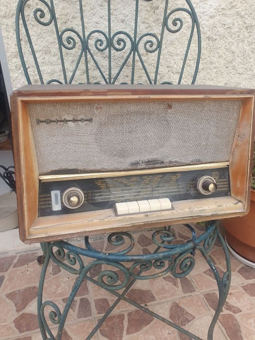 Radio antigo Philips