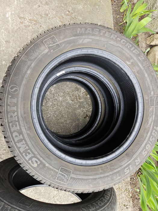 Opona zimowa 185/65 R 15   4 szt