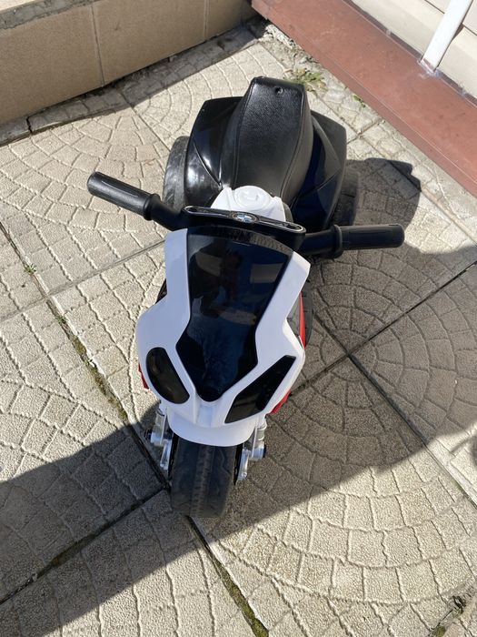 Продам дитячий електричний мотоцикл