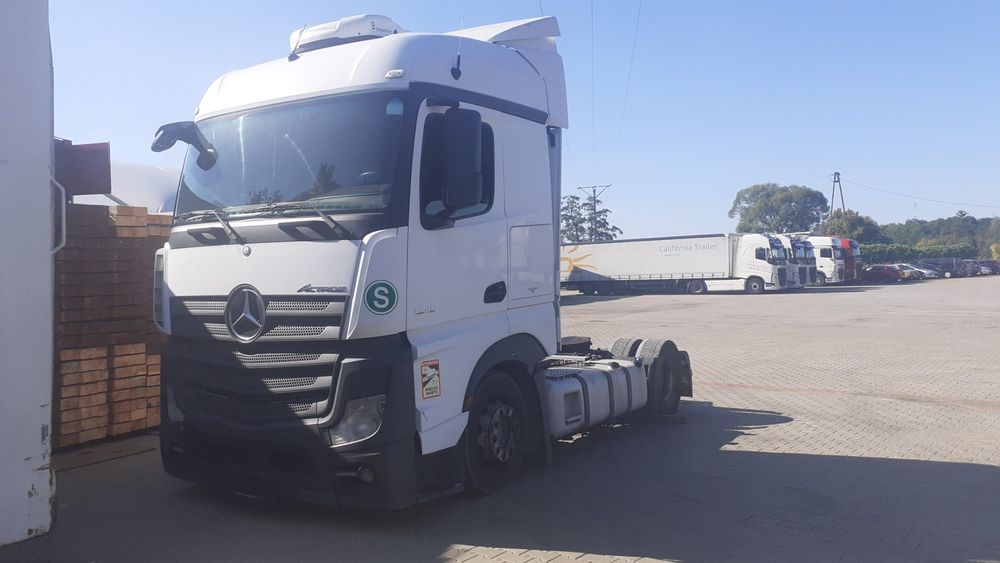 Mercedes-Benz