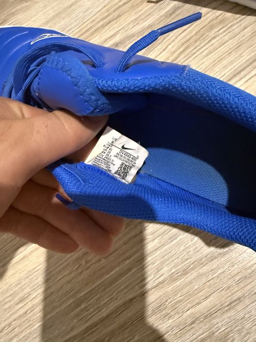 футзалки Nike Tiempo