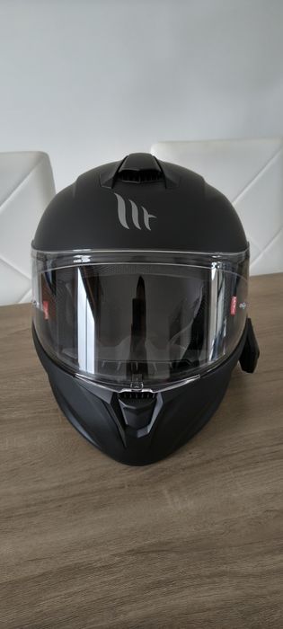 Capacete motard marca MTHelmets
