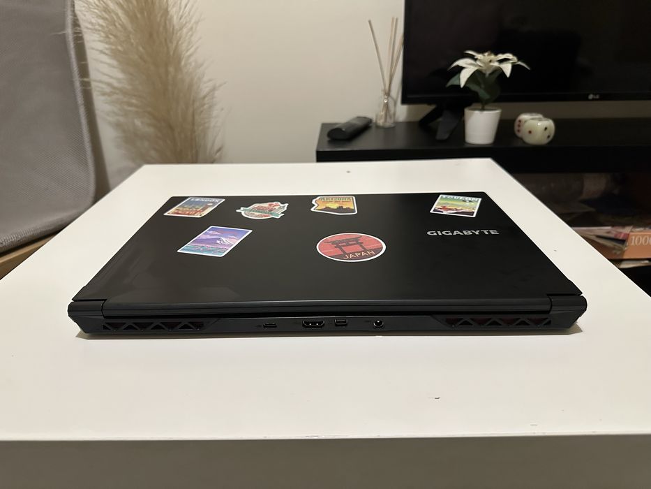 Portátil Gaming Gigabyte | RTX 4050 | i7-13620H | 32GB DDR5