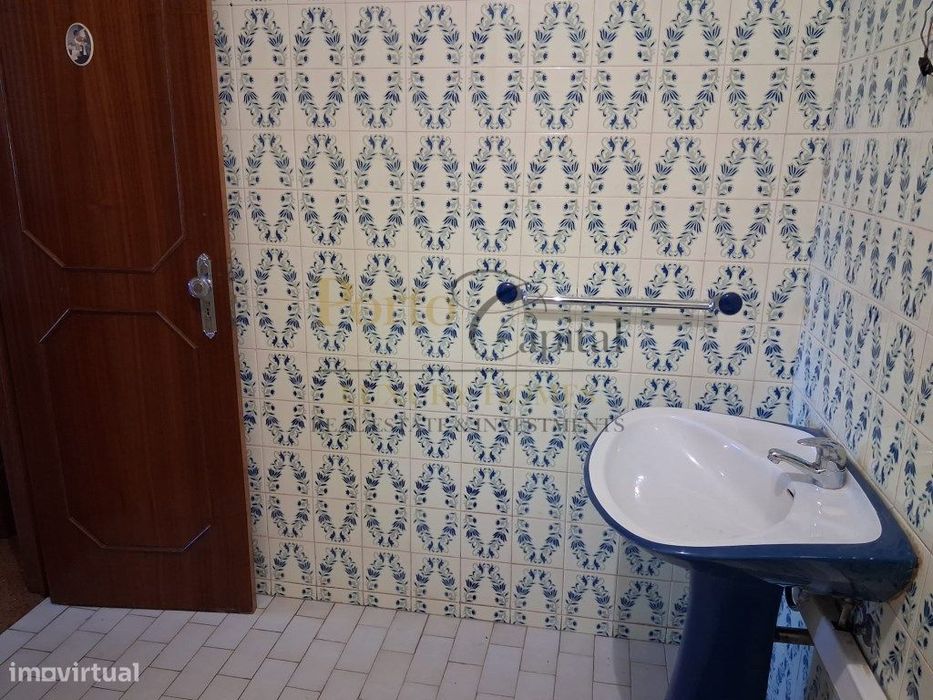Apartamento T3+1 Com Fantastica Vista Sobre O Douro, Uma Box (3 Lug...