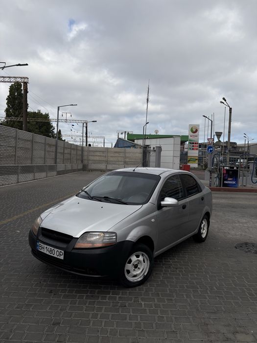 Chevrolet Aveo T200 2006 автомат 1.5бензин