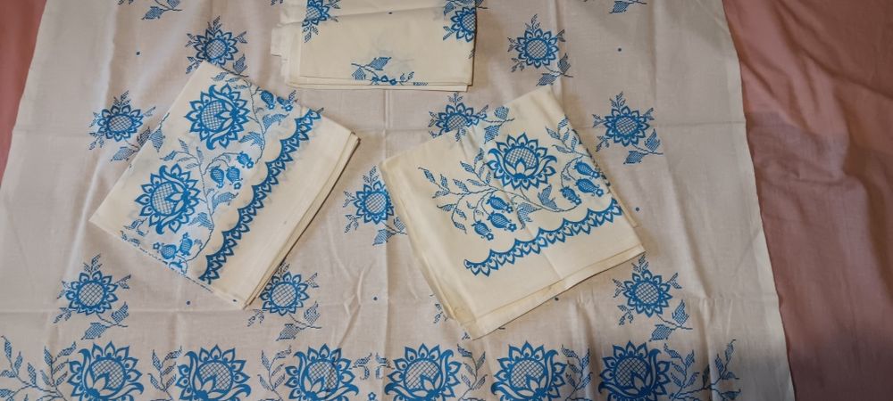 Платки хкстки ссср белые с синими розами хлопок винтаж