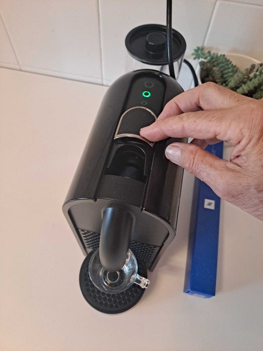 Máquina café Nespresso Delonghi PULSE