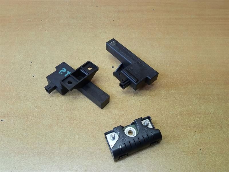 ANTENA WZMACNIACZ AUDI A8 S8 D4 8K0907247