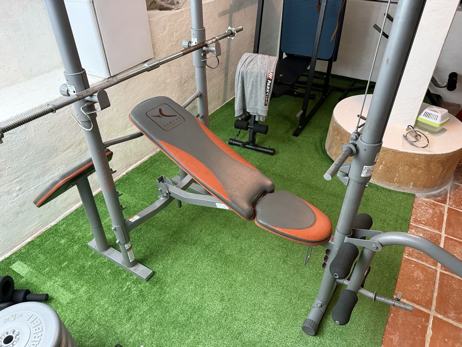 Banco de musculação multifunções (polia/supino/scoot/leg)