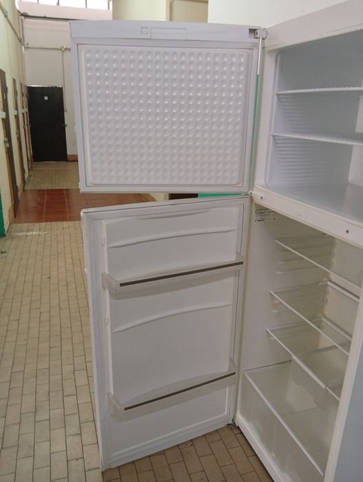 Frigorífico de 2 portas Siemens