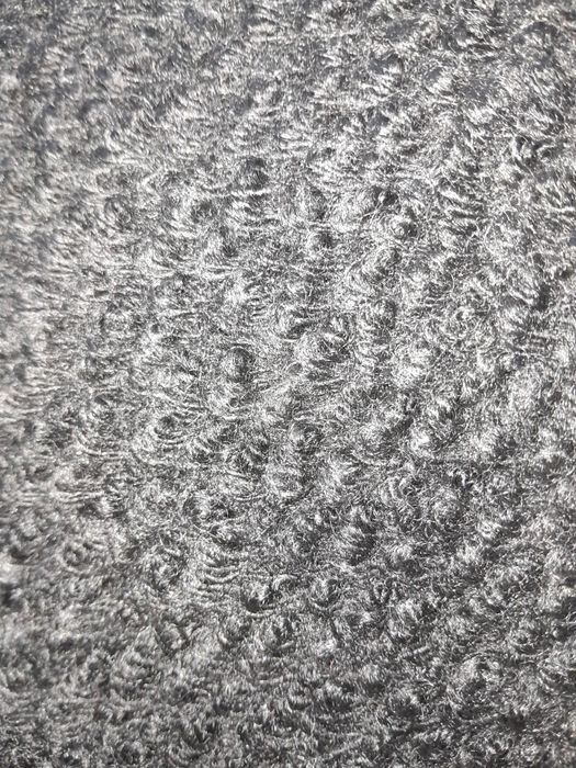 Продам отрез ткани Букле 1,5 на 1,5