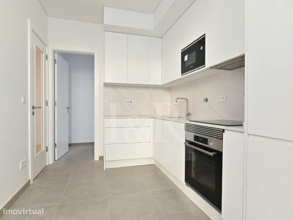 Apartamento T0 com terraço, em Arroios, Lisboa