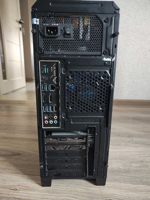 Стаціонарний компютер із Процесором AMD Ryzen 7 5700G 3.8GHz/16MB