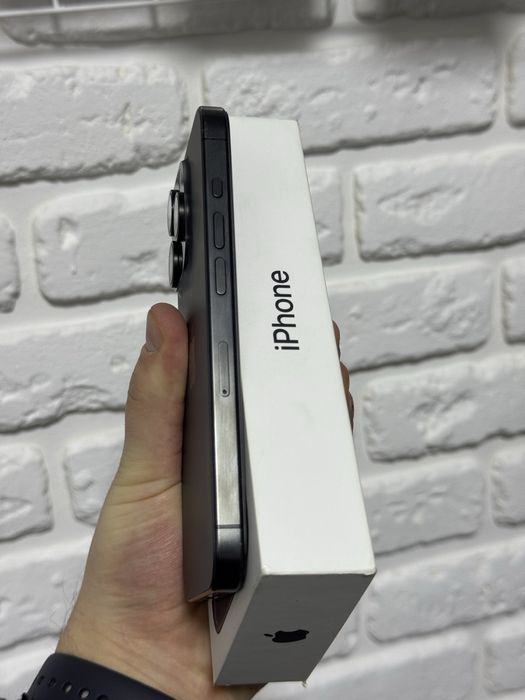 iPhone 15 Pro 128GB Black Titanium айфон