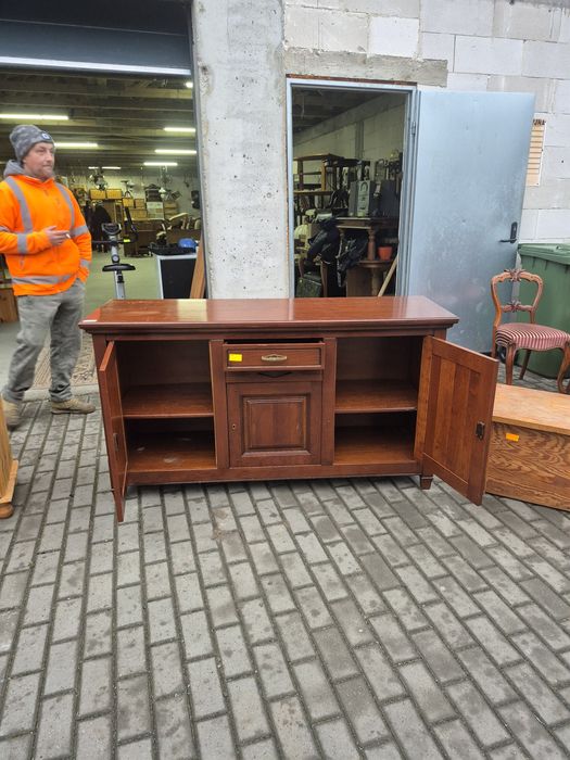 Duża pakowna komoda