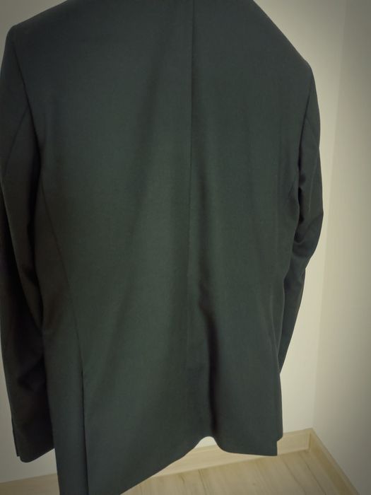 Garnitur czarny ze spodniami