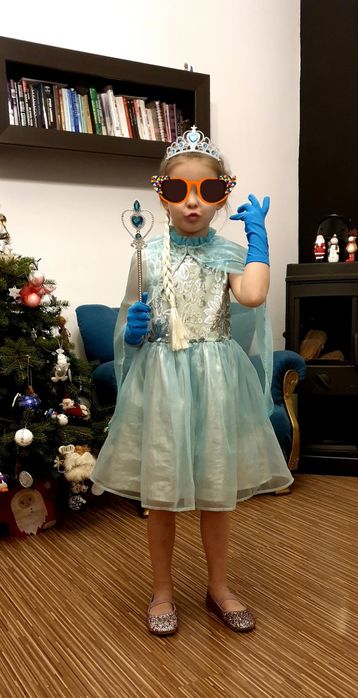 Strój Elsy z krainy lodu