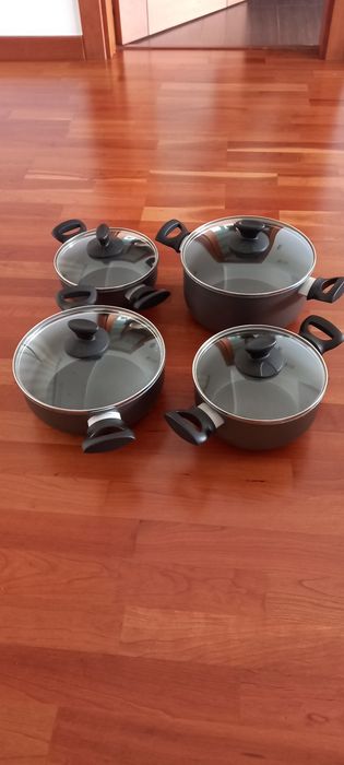 4 panelas Celar, em bom estado482666483119575041