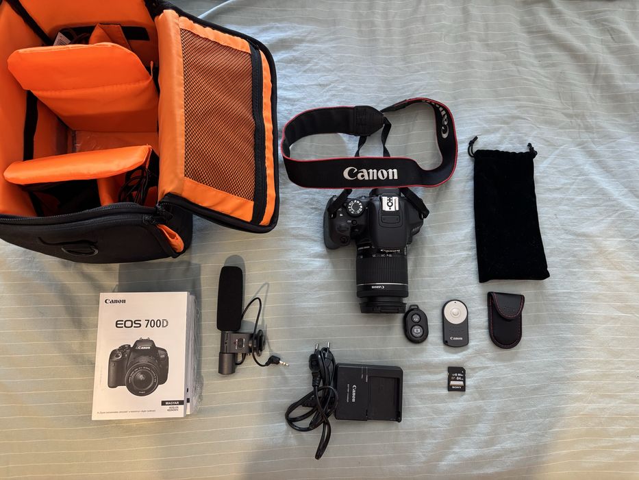Canon EOS 700D – mało używany, torba, mikrofon, pilot, karty w zestawie