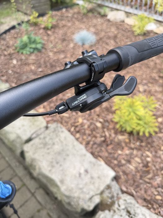 Rower elektryczny Cube Reaction Hybrid Pro 800