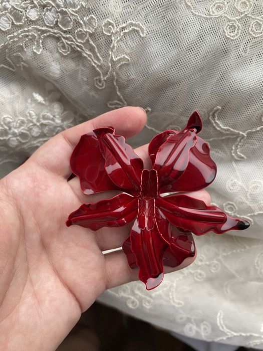 Kolczyki z lekkiego metalu orchidei