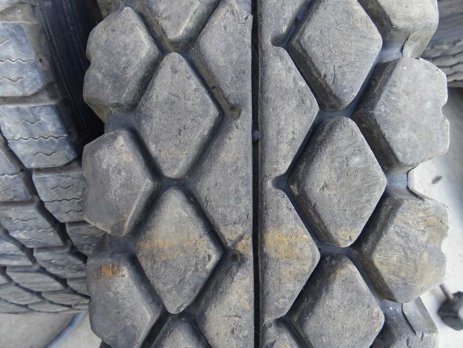 Opona 11.00R20 KAMA N-68A (450 netto)