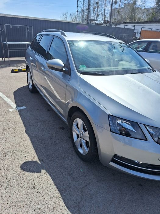 Продам  авто Skoda А7.